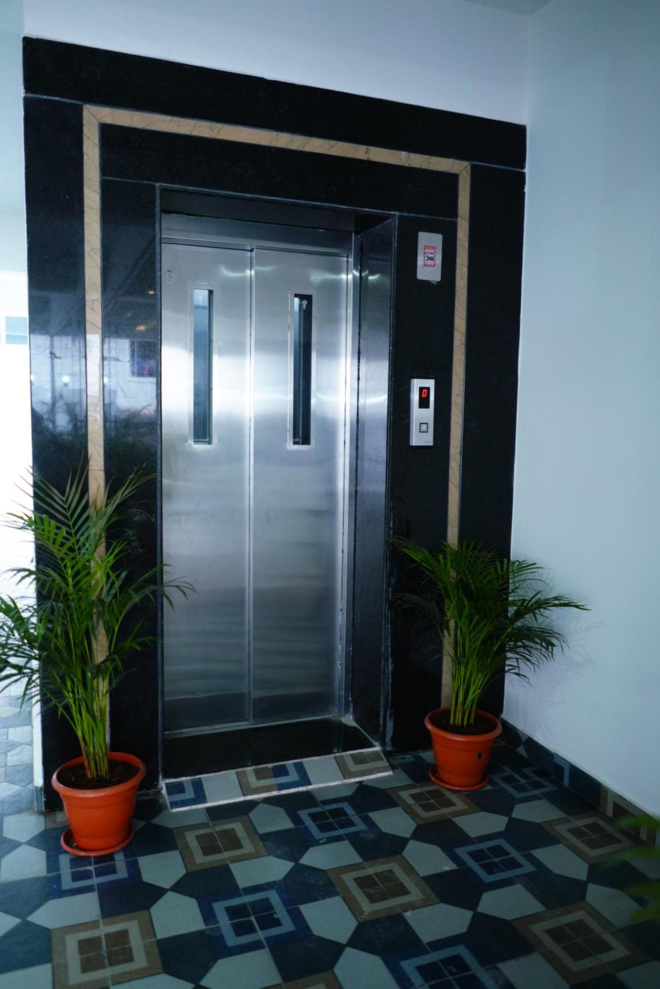 Enkay Service Apartments Kondapur  Εξωτερικό φωτογραφία